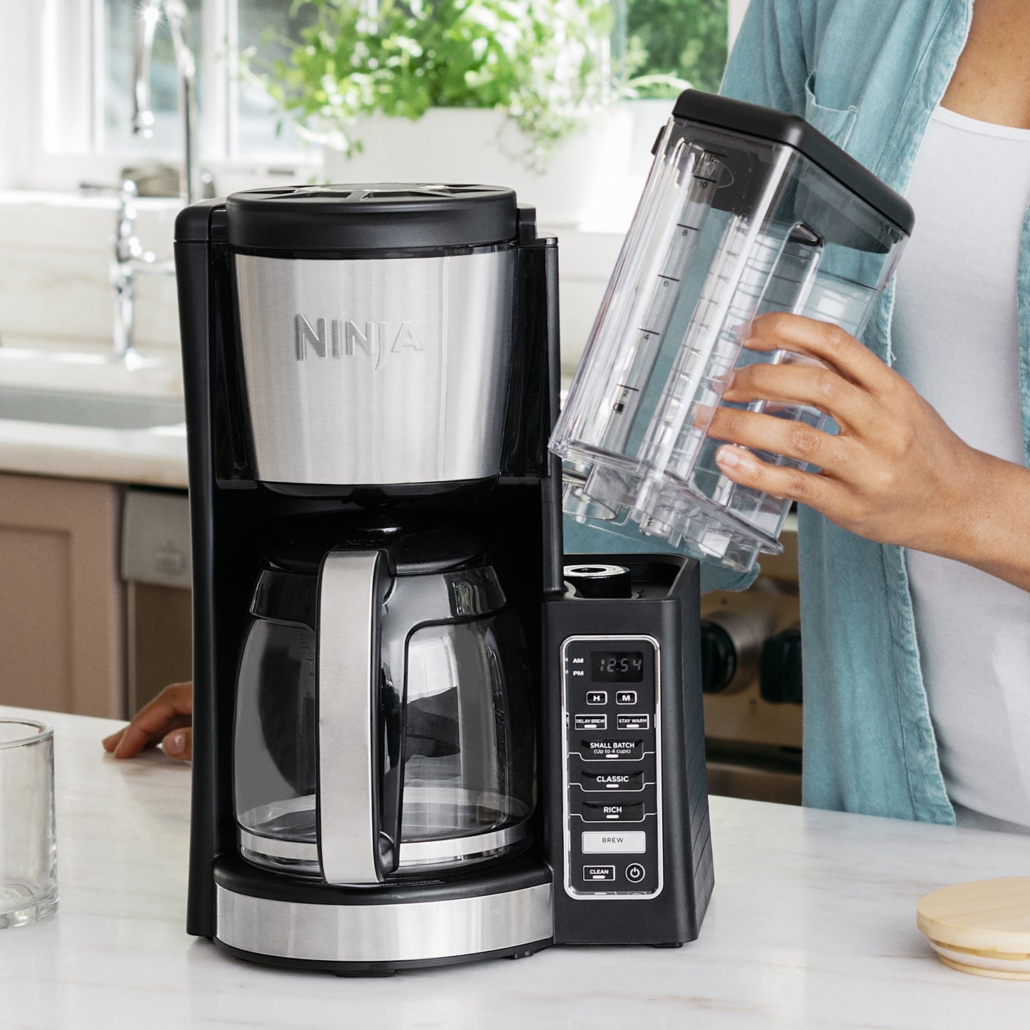 Ninja 12 Cup Programmable Coffee Brewer