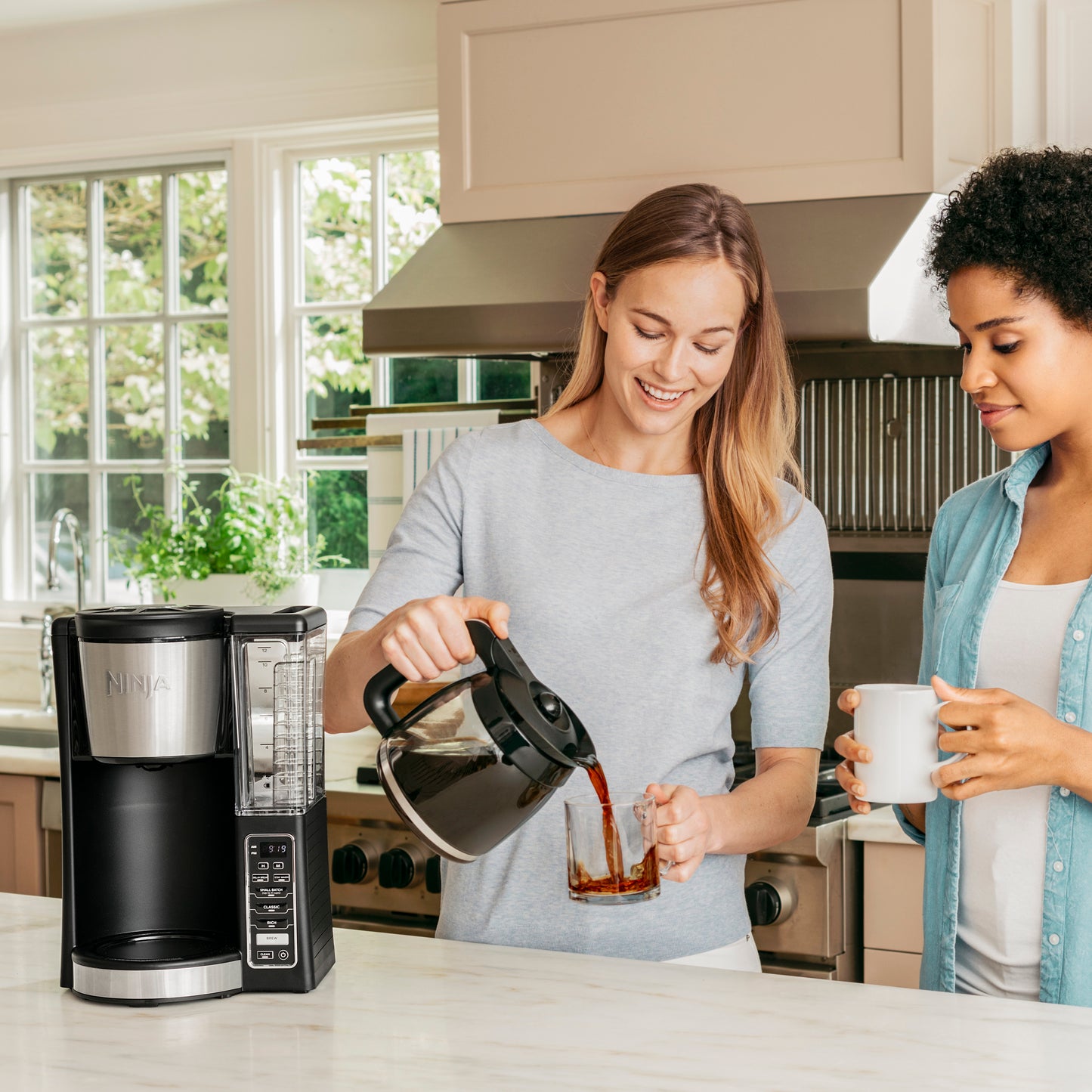 Ninja 12 Cup Programmable Coffee Brewer