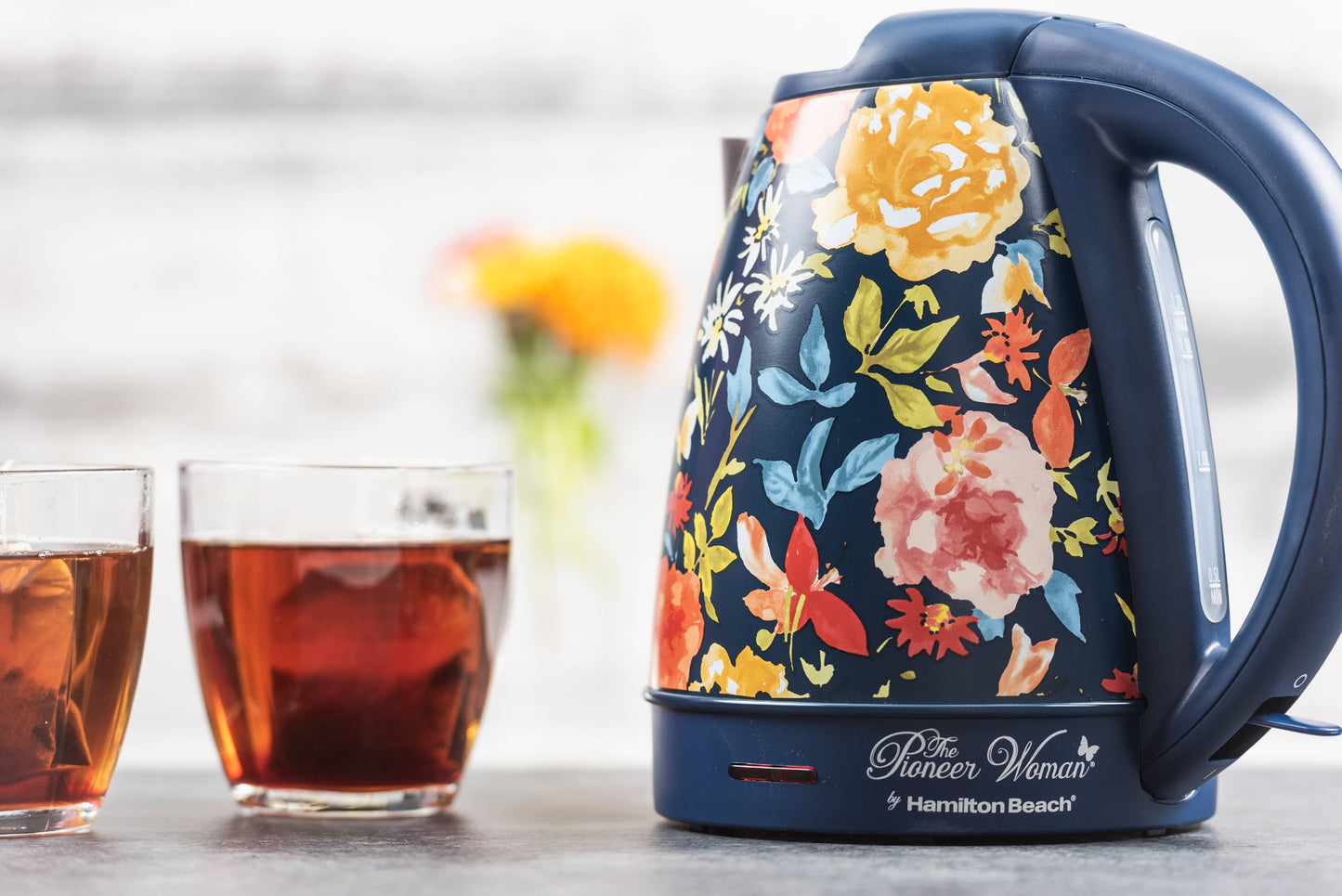 The Pioneer Woman Fiona Floral Blue, Electric Kettle, 1.7-Liter, Model 40971
